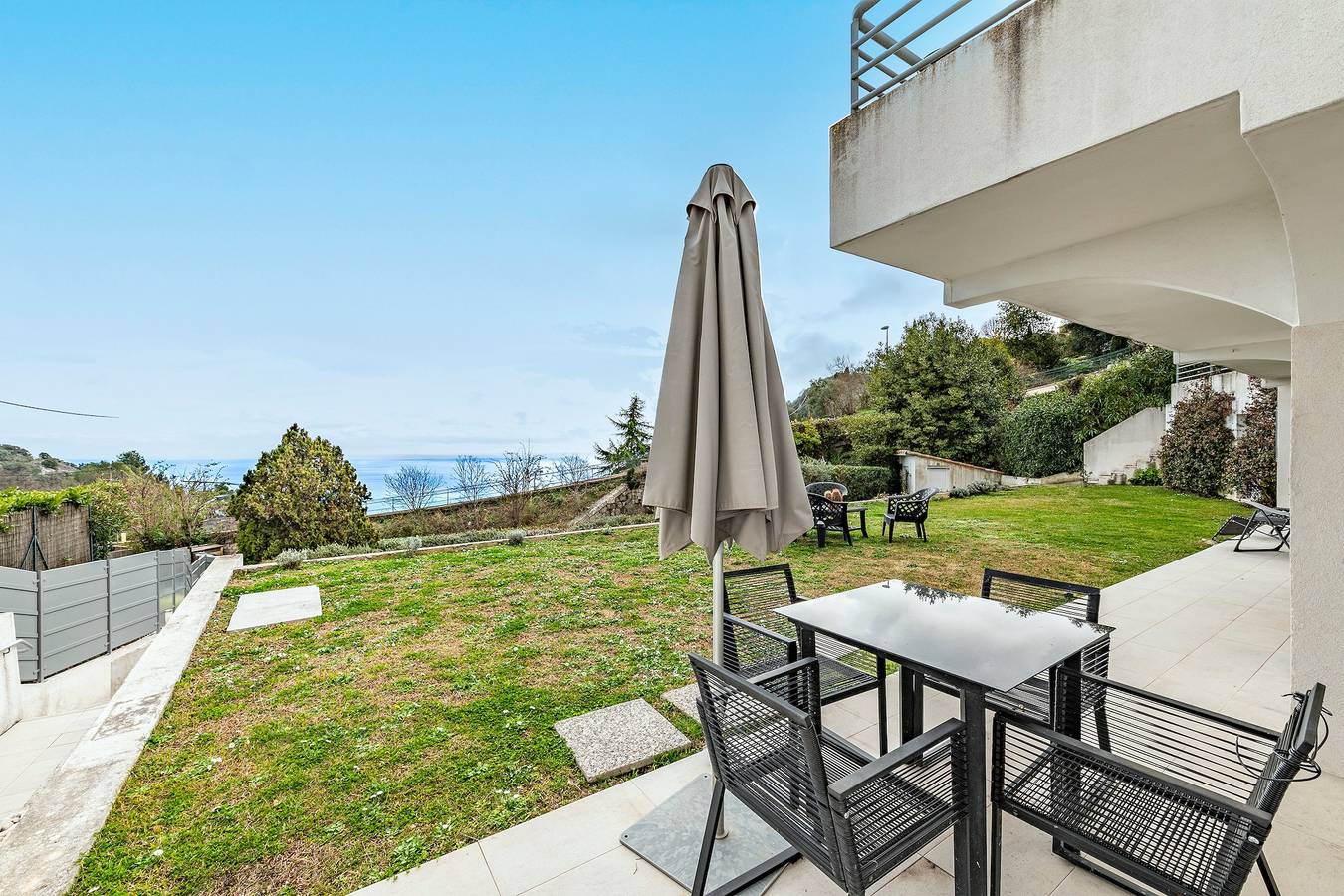 Entire apartment, La Turbie Azuréenne - Proche Monaco in La Turbie, Nice region