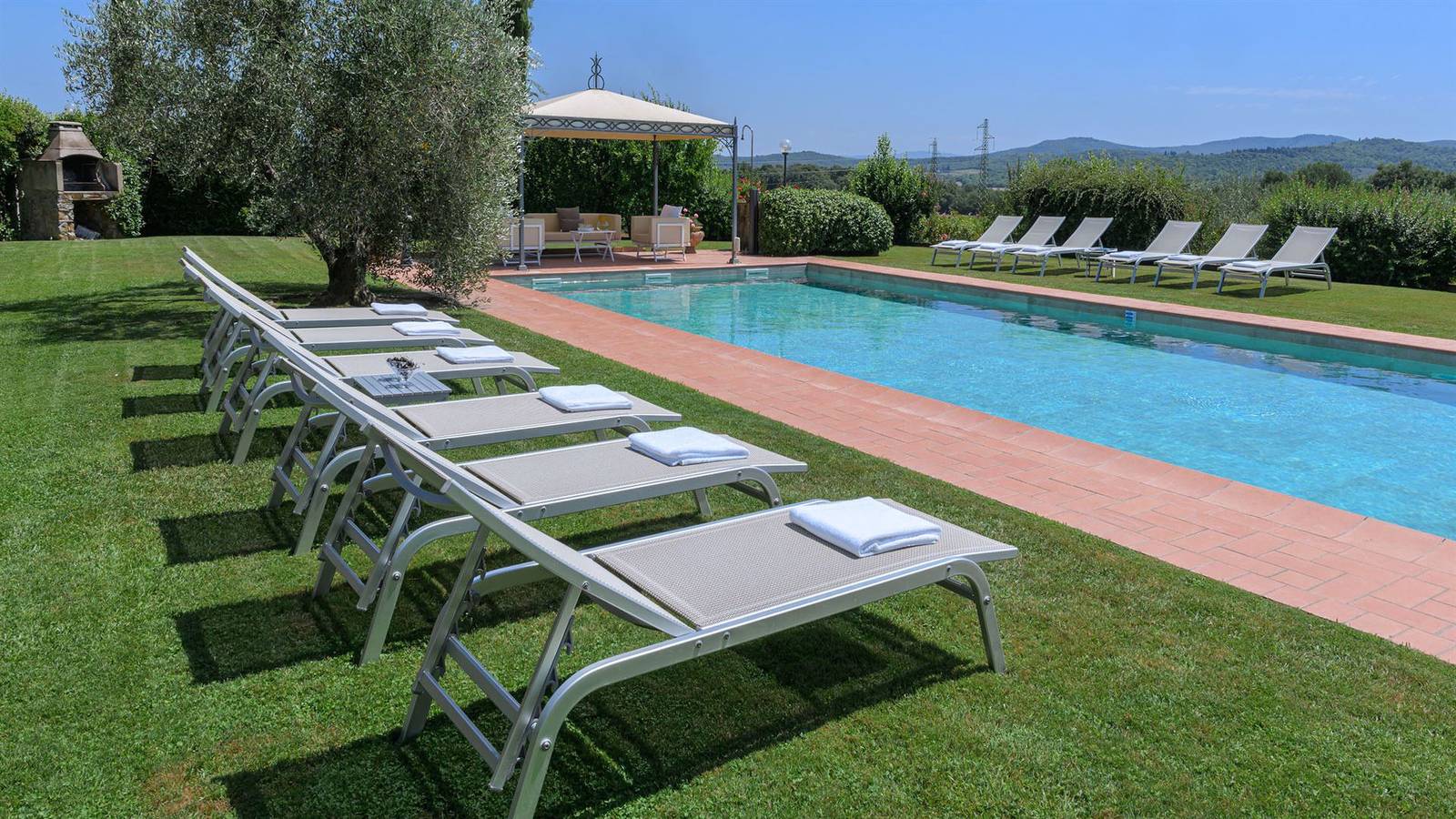 Villa di Capannole 12 in Bucine, Bucine und Umgebung