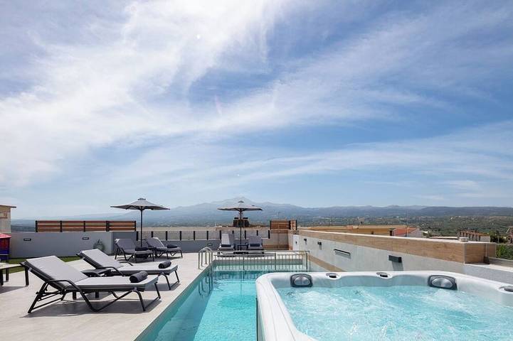 Ferienhaus für 7 Personen, mit Whirlpool und Garten