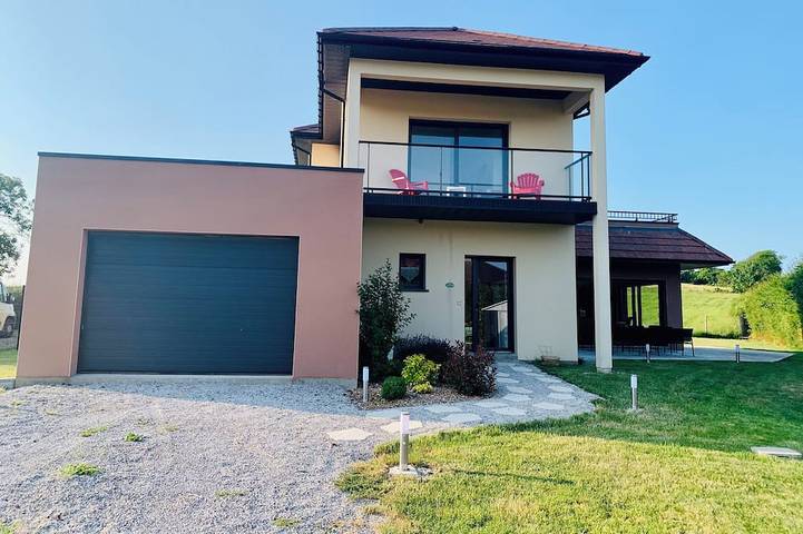 Location de vacances pour 8 personnes, avec balcon et jardin, animaux acceptés à Verlincthun