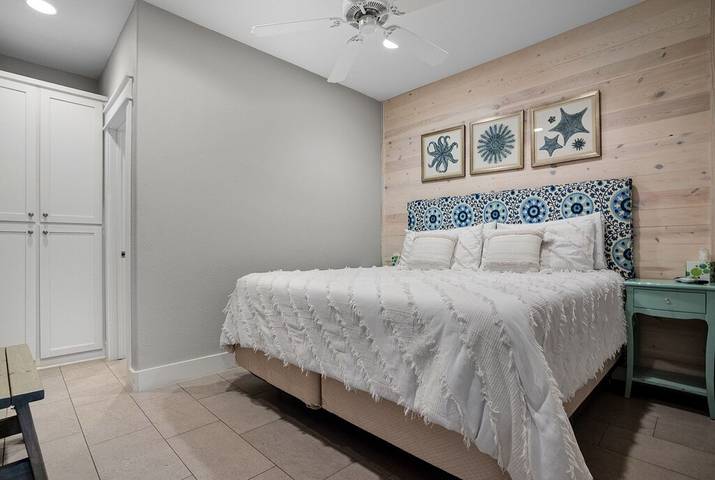 Vacation rental for 12 people, with pool and balcony in Port Aransas