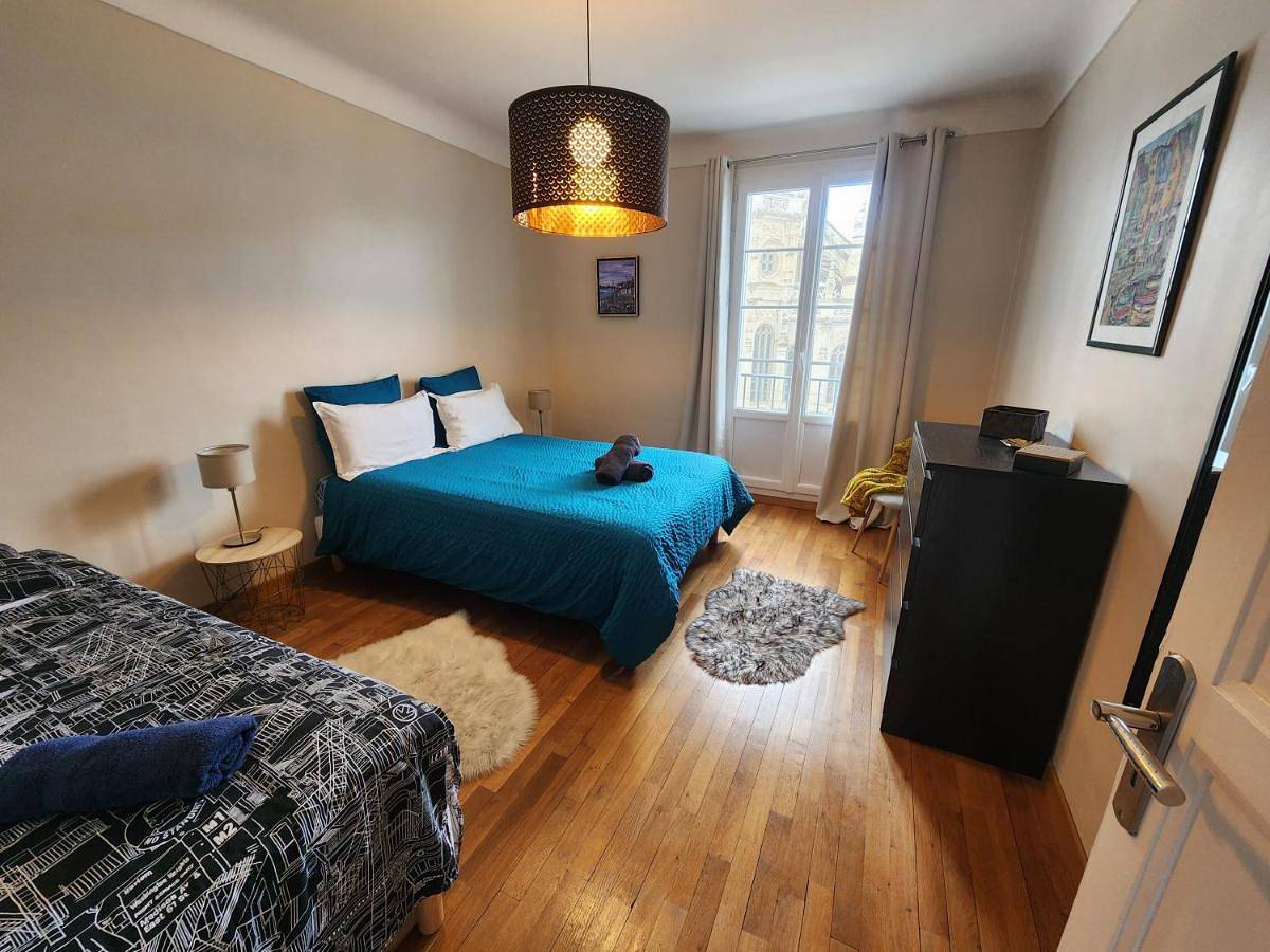 Appartement entier, Two-Bedroom Apartment in Caen, Région de Caen