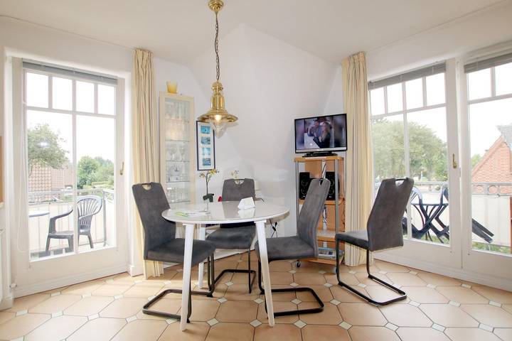 Ganze Wohnung, Ferienwohnung mit 3- Zimmern auf ca. 55m² für max. 2 Erwachsene und 2 Kinder in Wyk auf Föhr (Stadt), Wyk auf Föhr