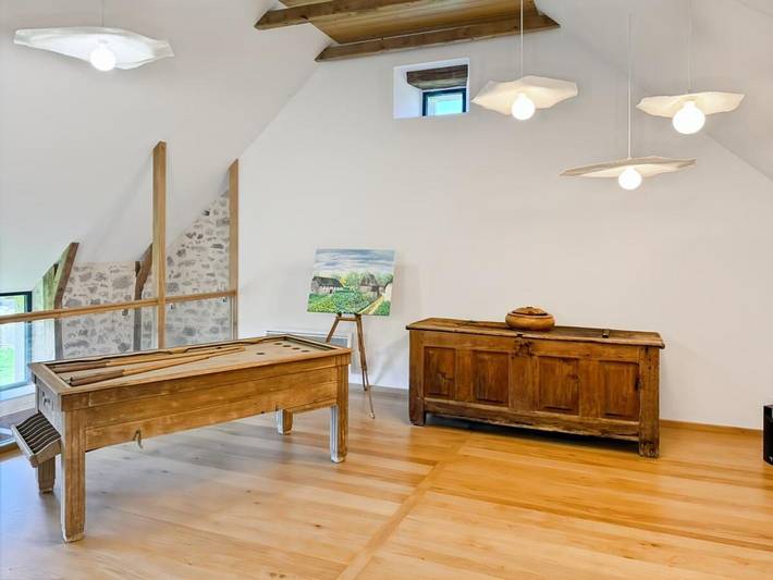 Location de vacances pour 6 personnes, avec Terrasse ainsi que Jardin et Vue à Ladinhac