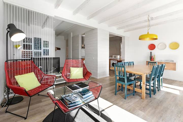 Ferienwohnung für 7 Personen, mit Balkon und Terrasse sowie Garten