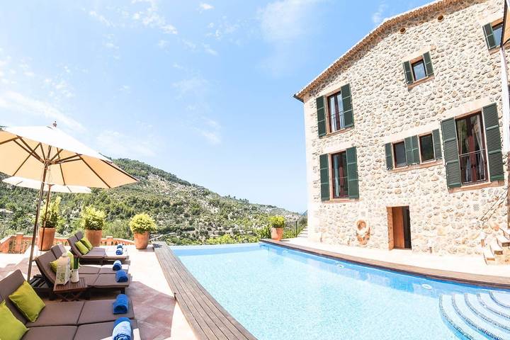 Ferienwohnung für 8 Personen, mit Terrasse und Garten sowie Pool - 1