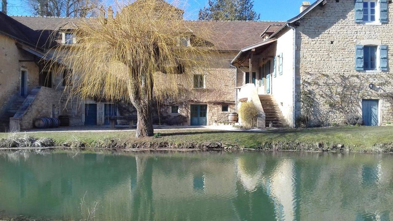 Les Maisons Vigneronnes in Ozenay, Région de Mâcon