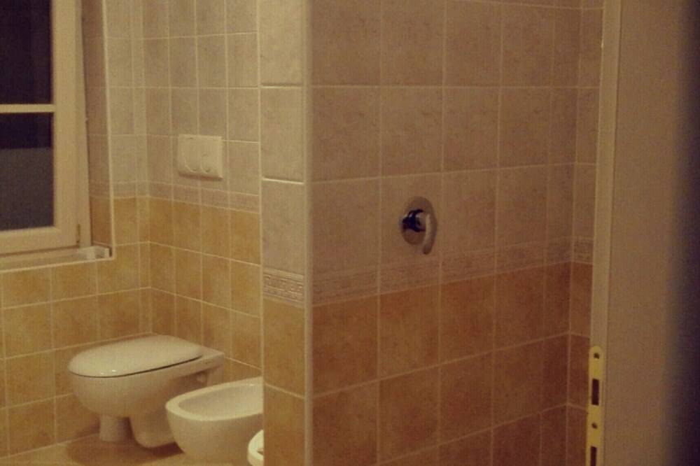 Apartment mit 2 Schlafzimmern in einer strategisch günstigen Lage Bett - Gardasee in Guidizzolo, Mantua Provinz