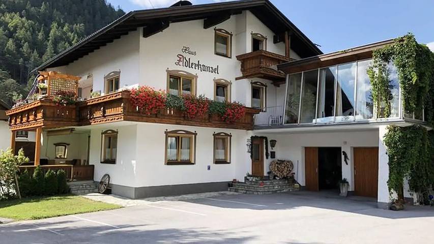 Ferielejlighed for 2 personer, med have i Innsbruck-regionen