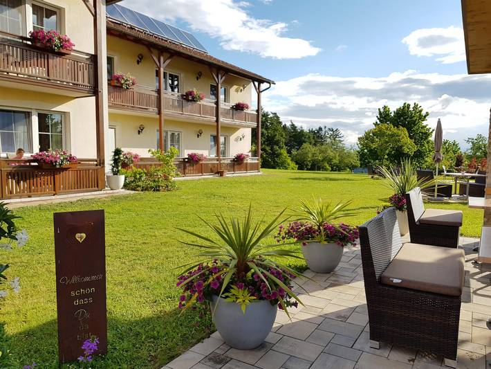 Kirschsuite | ab 7 Nächte | Frühstück in Bad Waltersdorf, Steirerland