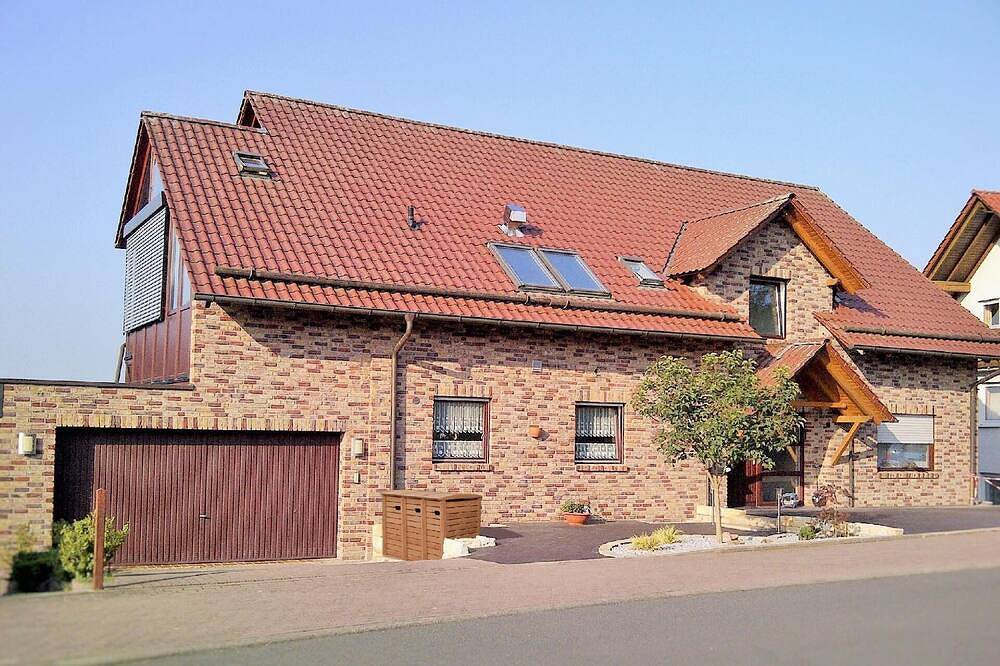 Ganze Wohnung, Ferienwohnung Niedenstein für 1 - 4 Personen mit 1 Schlafzimmer - Ferienwohnung in Ein- oder Mehrfam in Niedenstein, Schwalm-Eder-Kreis