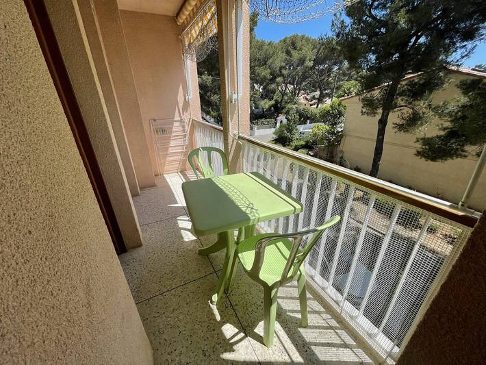 Gîte pour 5 personnes, avec balcon, adapté aux familles à Saint-Mandrier-sur-Mer - 3