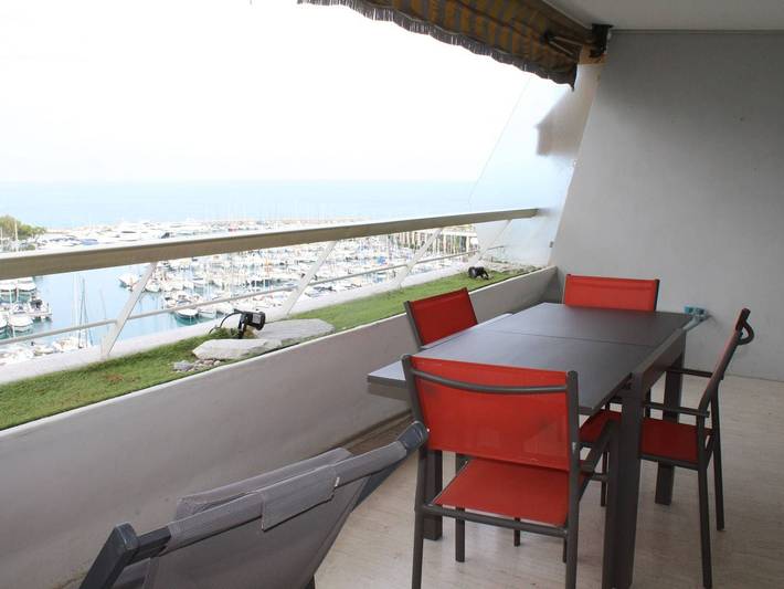 Gîte pour 4 personnes, avec terrasse dans Port Marina Baie des Anges - 4