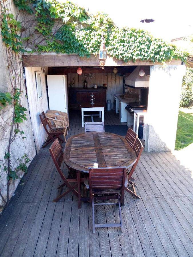 Gîte pour 4 personnes, avec vue ainsi que piscine et jardin à Azillanet - 4