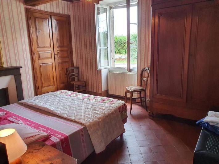Maison de campagne pour 11 personnes, avec Jardin à Mhère - 2