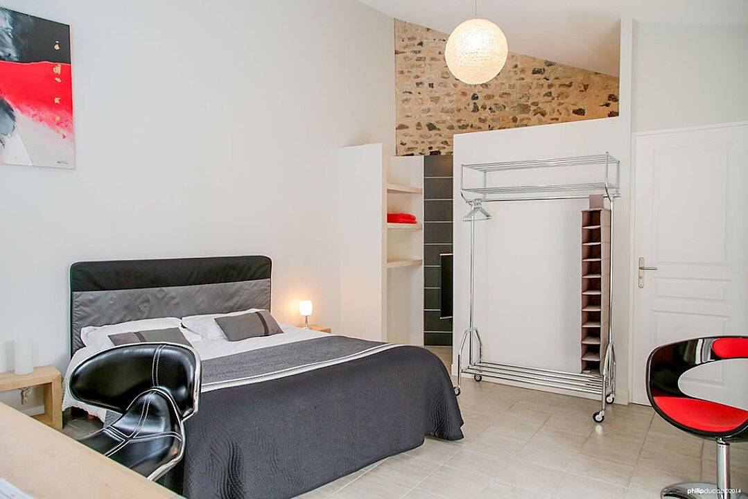 Altamica - Chambre Vitis in Cournon-d'Auvergne, Massif central