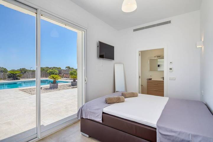 Villa für 12 Personen, mit Terrasse und Garten in Es Trenc - 2