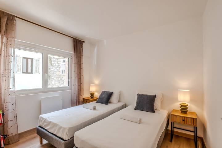 Ganze Wohnung, Ferienwohnung für 4 Personen in Évian-les-Bains, Thonon-les-Bains und Umgebung