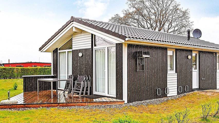 Ferienhaus für 4 Personen, mit Garten in Lensterstrand