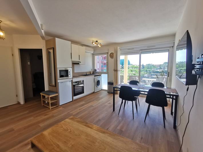 Holiday apartment for 4 people, with balcony, child-friendly - 1