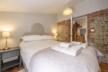 Holiday Home for 4 People in Holt, Norfolk, Photo 1