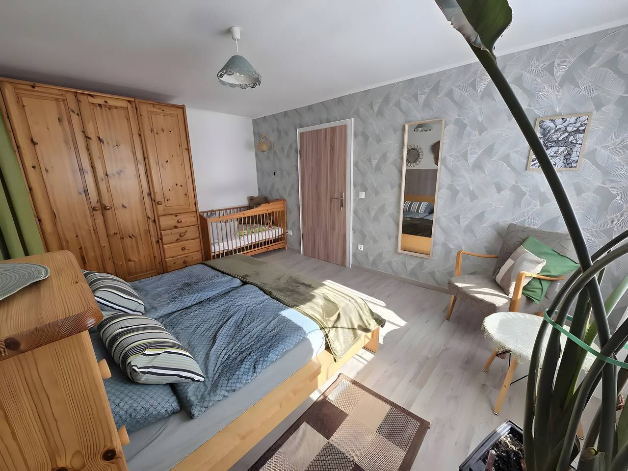 Ganze Wohnung, Apartment 'Waldbach' im Haus Regenhäusl mit Bergblick, Gemeinschaftsterrasse und Wlan in Arrach, Ostbayern