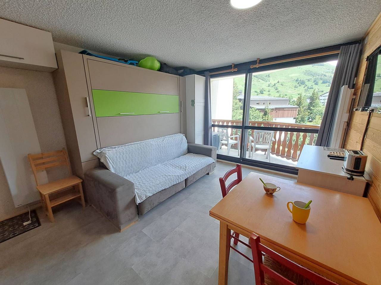 Studio entier, Studio moderne, centre station, terrasse sud, animaux admis in Mont-de-Lans, Les Deux Alpes
