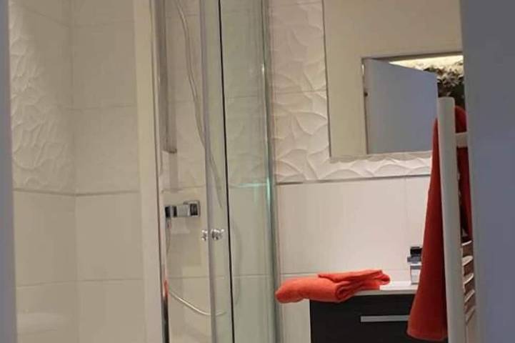 Gîte pour 3 personnes, avec terrasse à Signes - 3