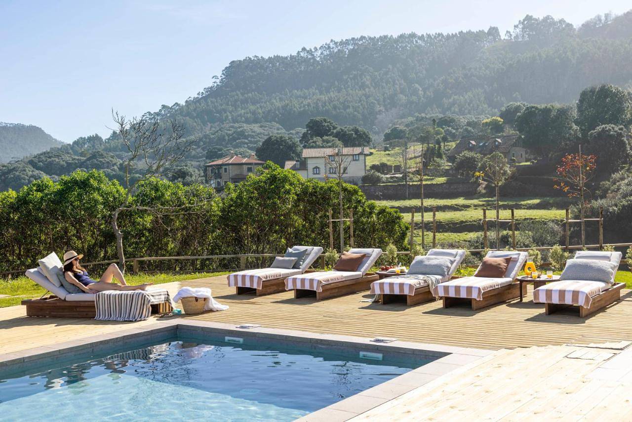 Wishome - Espectacular casa con piscina y vistas al mar y la montaña, a 5 minutos a pie de la playa in Playa de Amió, Val de San Vicente
