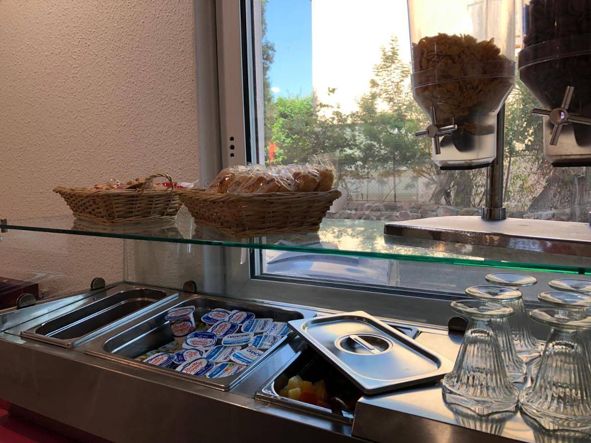 Hôtel Triotel in La Valette-du-Var, Côte méditerranéenne (France)