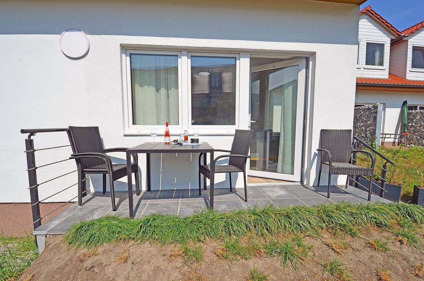 Ganze Wohnung, Appartementanlage in ruhiger Lage, nur 80 Meter zum Wasser, 2 Schlafzimmer in Dranske, Rügen