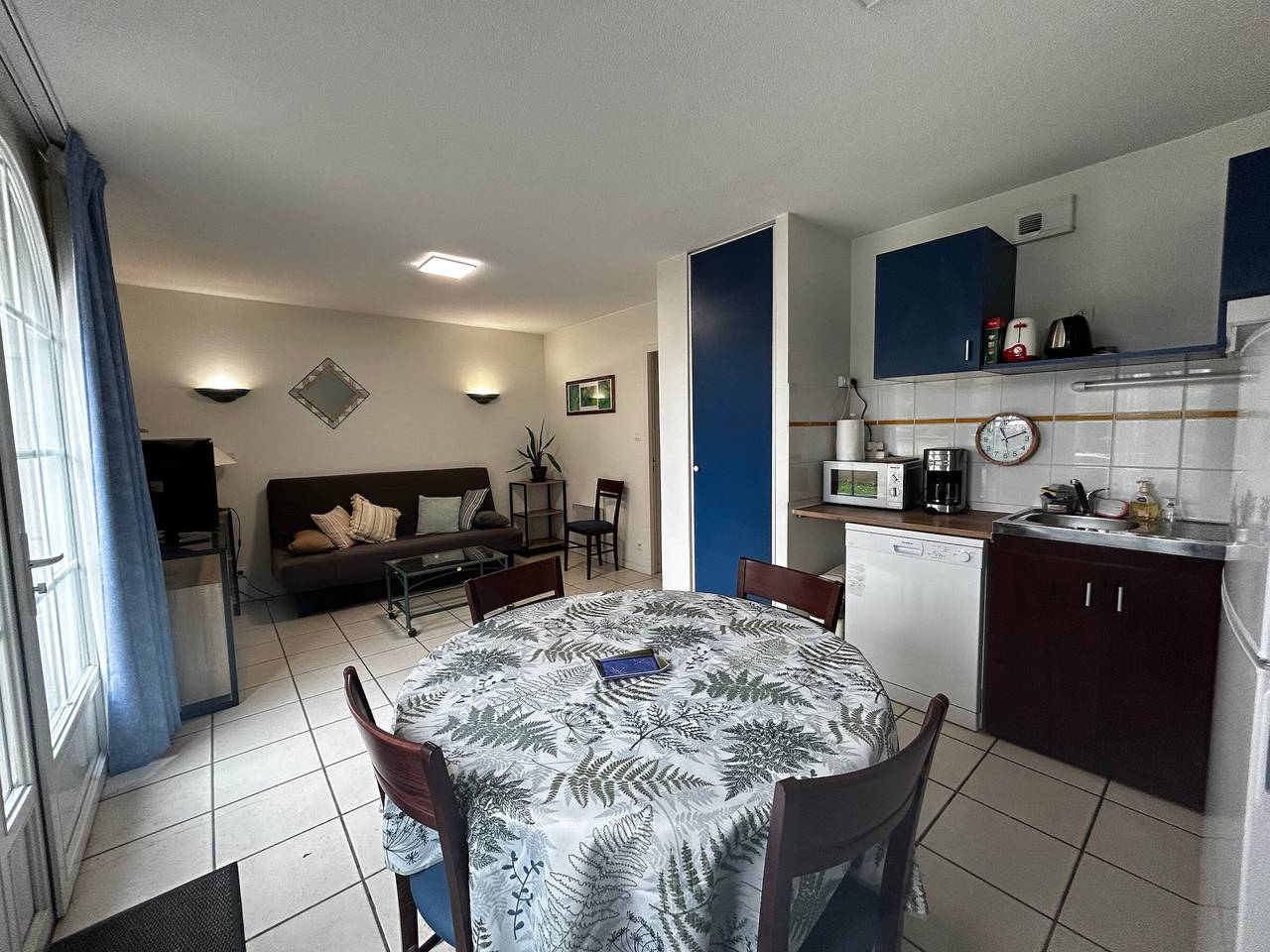 Appartement entier, Appartement Résidence, Piscine, 200m des Thermes in La Roche-Posay, Vienne (France)