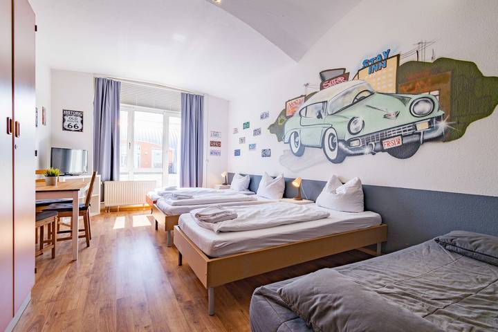 Stayinn Freiburg - Standard Twinbed-Zimmer in Stühlinger (Freiburg), Freiburg
