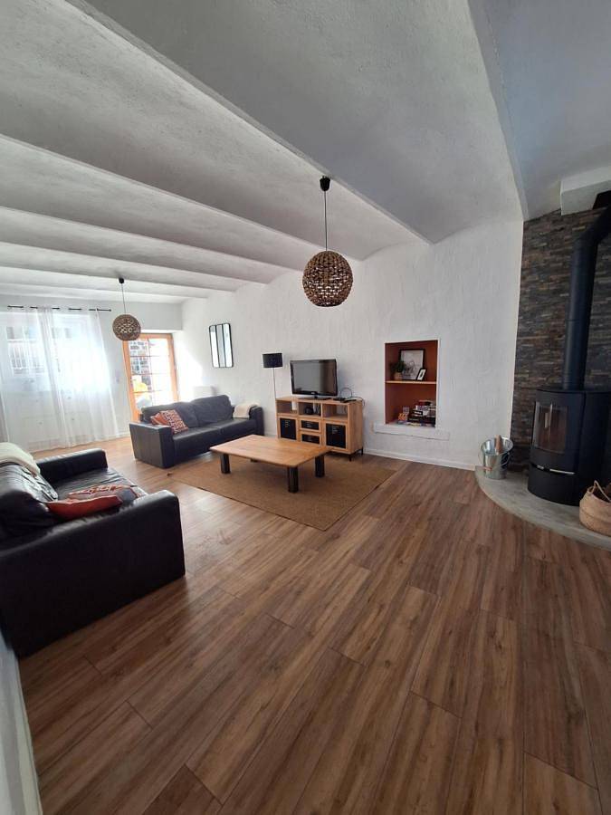 Three-Bedroom House in Ribes, Parc naturel régional des Monts d'Ardèche