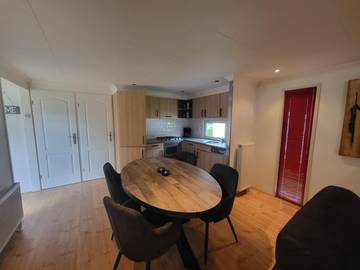 Chalet voor 4 Personen in Brunssum, Parkstad Limburg, Afbeelding 4
