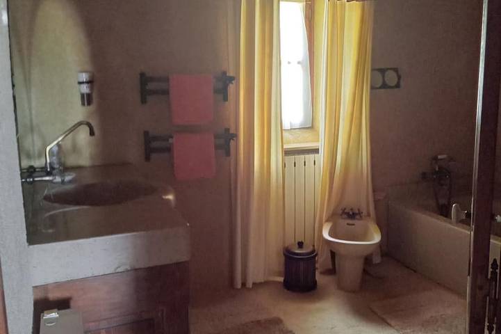 Location de vacances pour 6 personnes, avec jardin et terrasse à Lachamp-Raphaël - 4