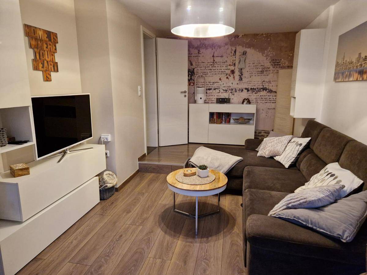 Ganze Wohnung, Familie Jonas in Schweich, Moseleifel