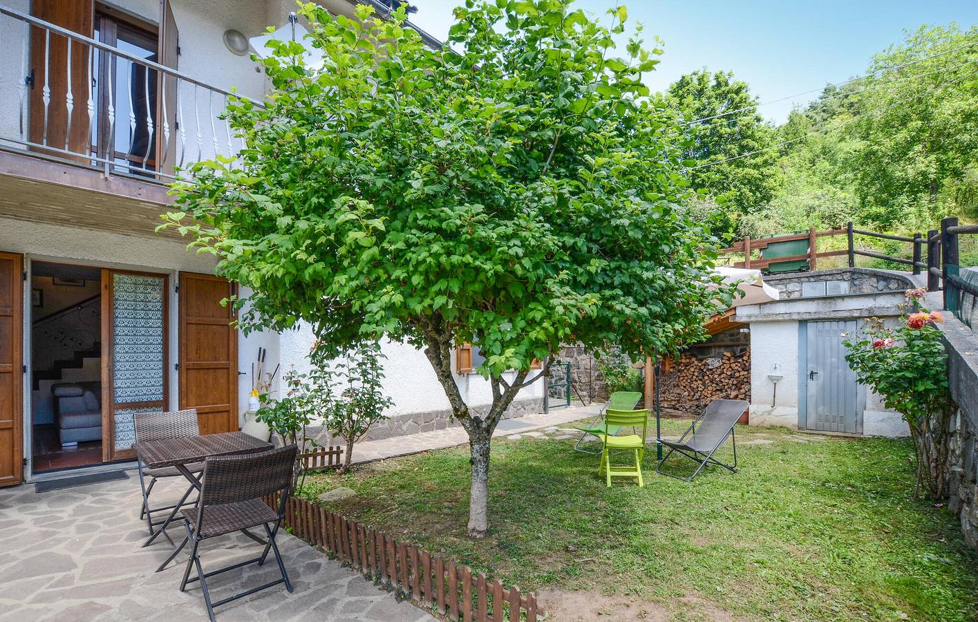 Panoramawohnung mit Terrasse, Parkplatz - 2km zum Zentrum von Careggine in Careggine, Garfagnana