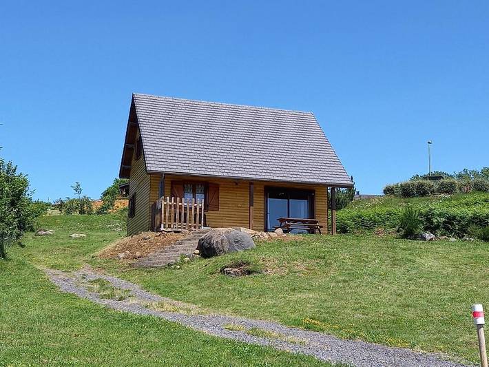 Gîte pour 6 personnes, avec Terrasse ainsi que Jardin et Vue à Saint-Genès-Champespe