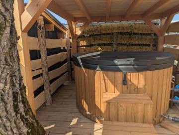 Gîte pour 2 personnes, avec jacuzzi et terrasse dans Zilling