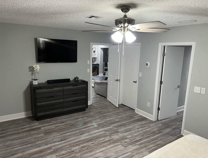 Vacation rental for 8 people, with terrace and garden in Port Charlotte