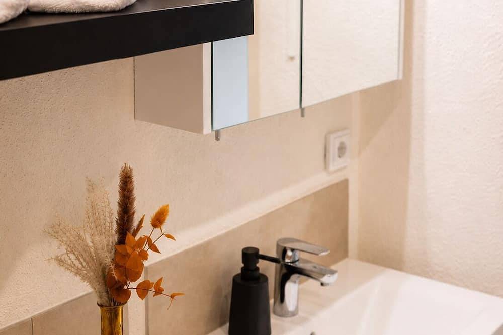 Ganze Wohnung, Apartment Auszeit / Inkl. Aktivcard / Innenpool mit Top Aussicht / Renoviert in Freyung, Ostbayern