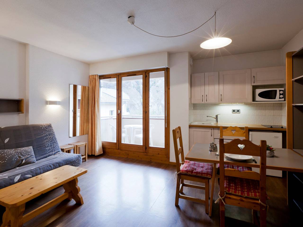 Studio entier, Studio cosy avec balcon et Wifi à Brides in Brides-les-Bains, Les Trois Vallées