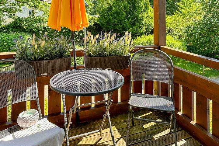Ferienwohnung für 4 Personen, mit Balkon und Garten sowie Sauna am Chiemsee - 2