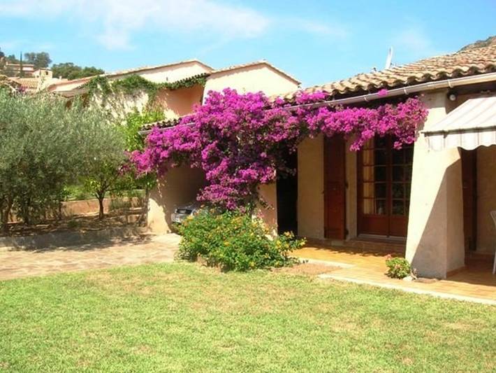 Ferienhaus für 6 Personen, mit Garten in Le Lavandou - 2