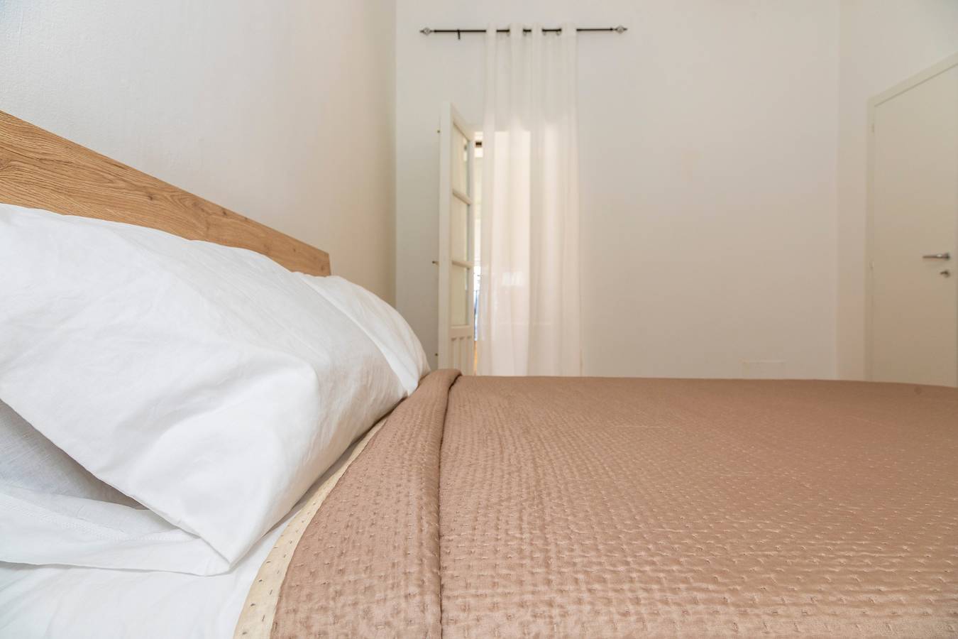 Appartement 'Good Vibes Home' met Balkon, Wifi en Airconditioning, foto 13