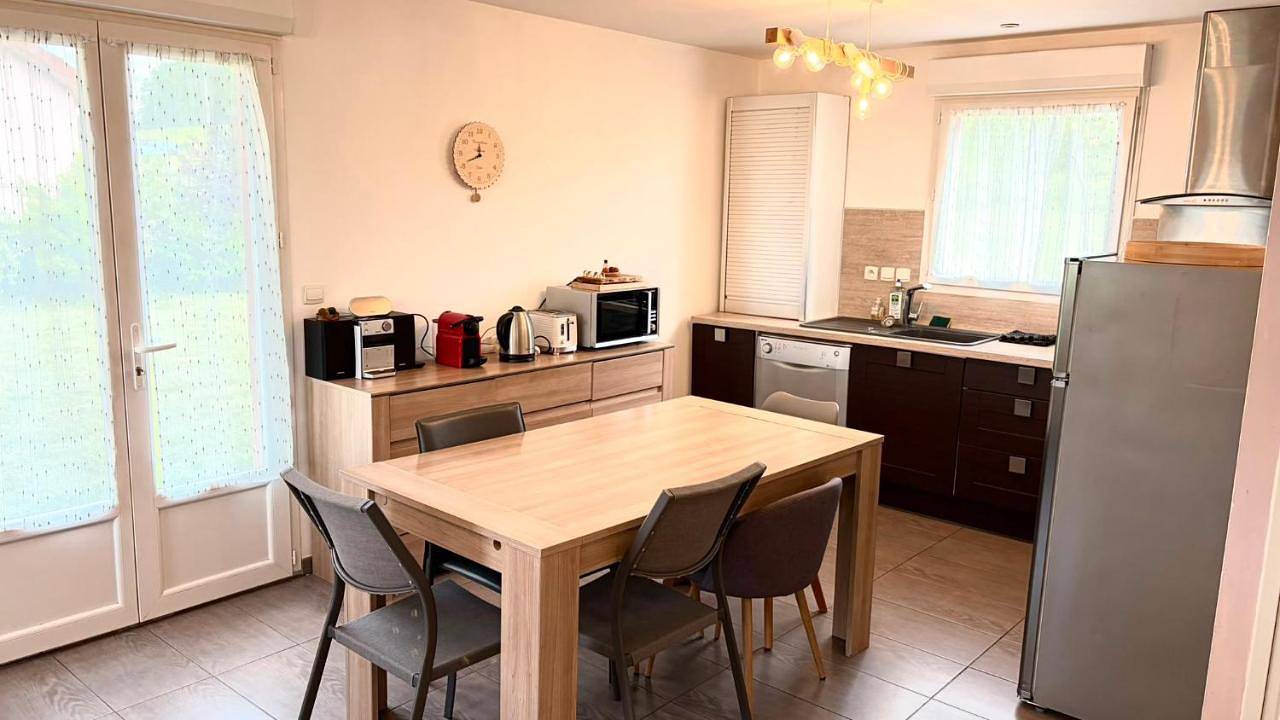 Maison plain-pied Calme et Nature in Cuvier, Jura Francais