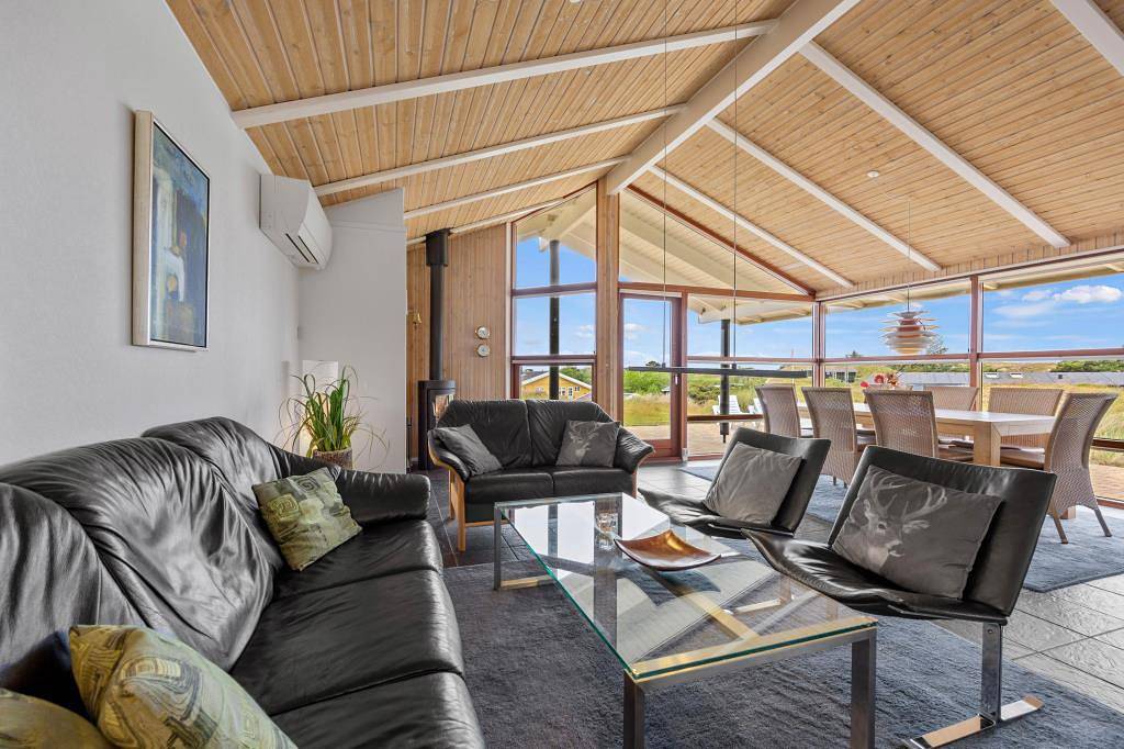 Strandnahes Ferienhaus mit Sauna und Whirlpool auf Fanø in Rindby, Wadden Sea National Park