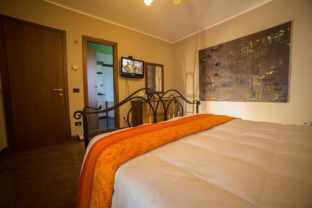 Villa Ivana - 3 Schlafzimmer - 3 Bäder - 6 Betten - in Desenzano del Garda, Gardasee-Berge