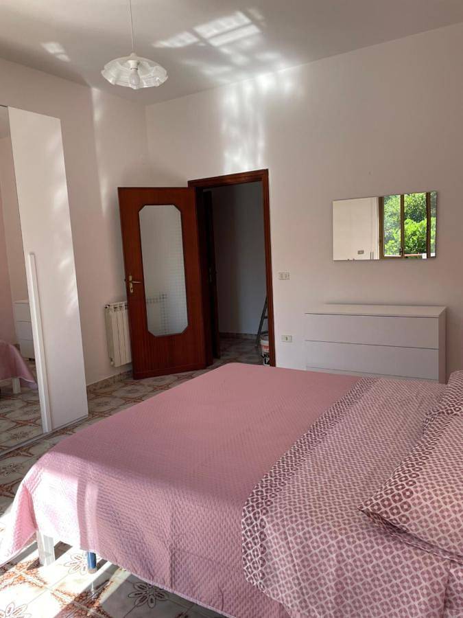 Appartamento intero, Three-Bedroom Apartment in Pimonte, Monti Lattari